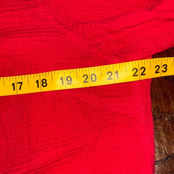 Women's Red button up - Picture 4 of 6